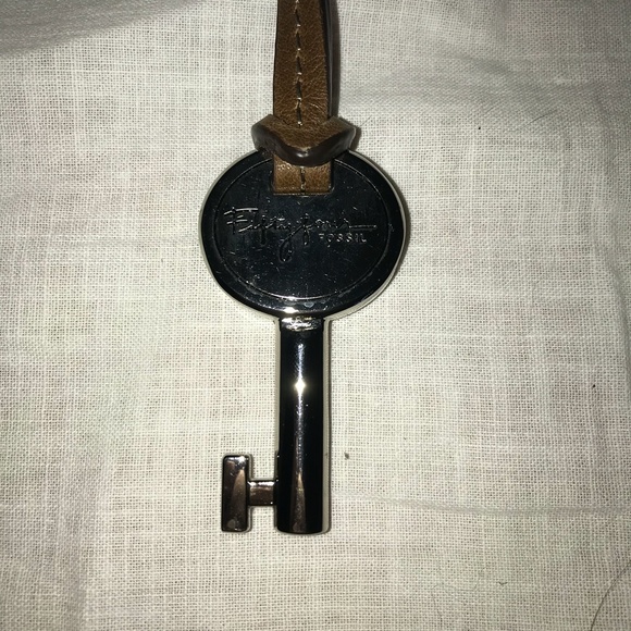 Fifty Four Fossil Brown Leather Clutch - Picture 5 of 8